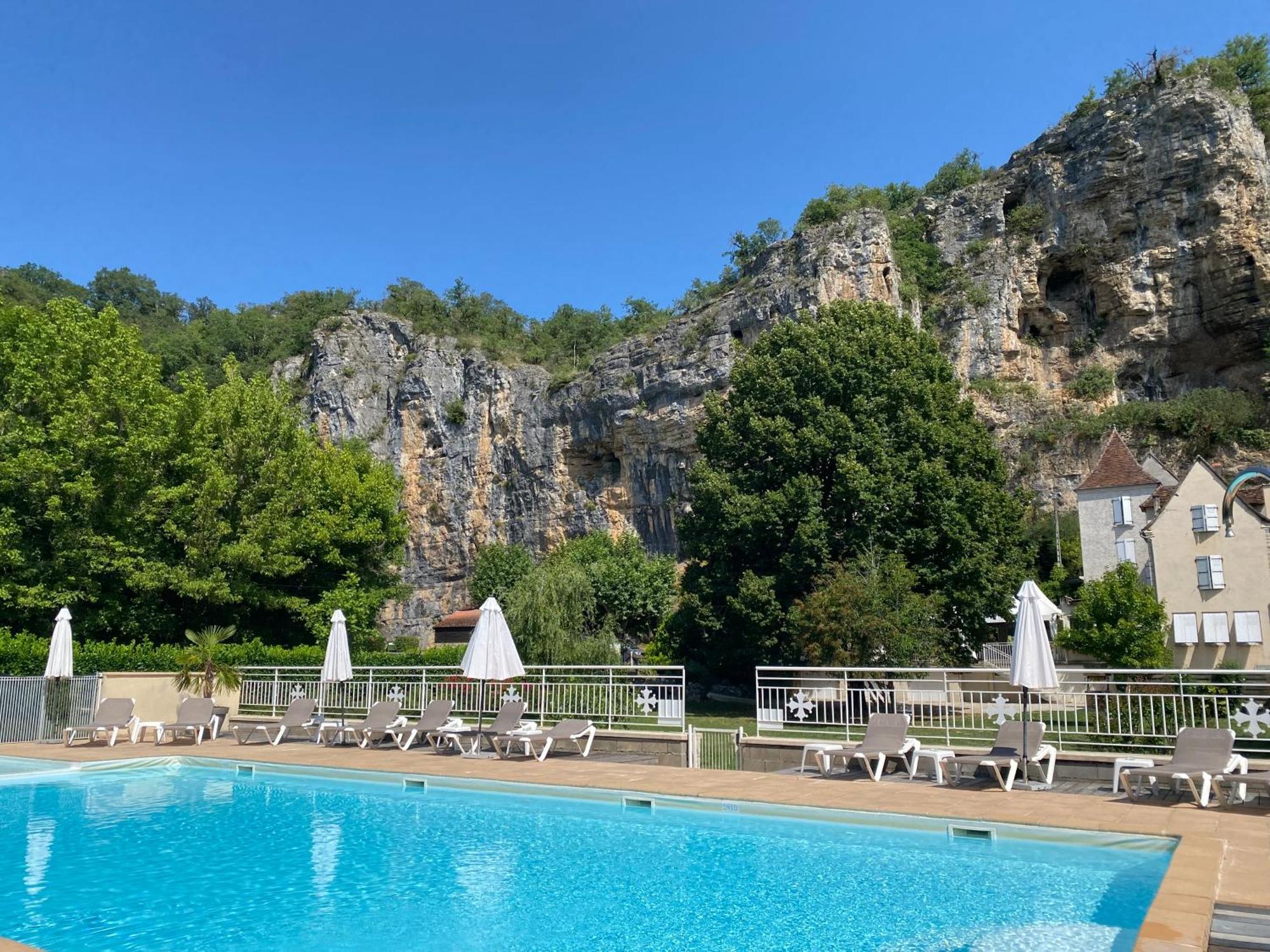 Logis Hotels - Hotel Restaurant Domaine Les Falaises Martel Luaran gambar