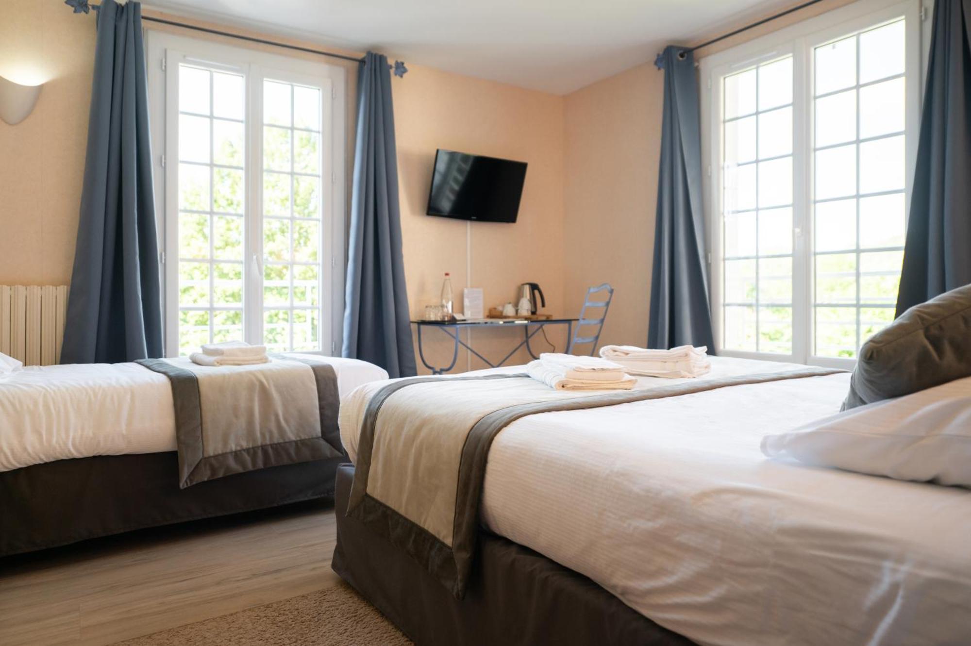 Logis Hotels - Hotel Restaurant Domaine Les Falaises Martel Luaran gambar